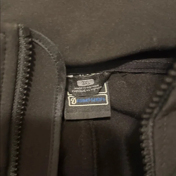 The North Face Flight Series Gore-Tex Black Jacket - Picture 2 of 7